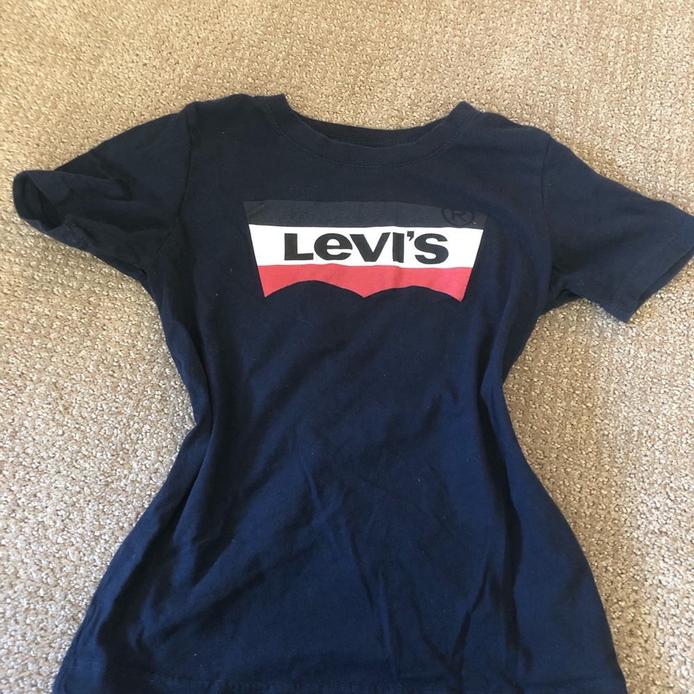 Levi’s short sleeve